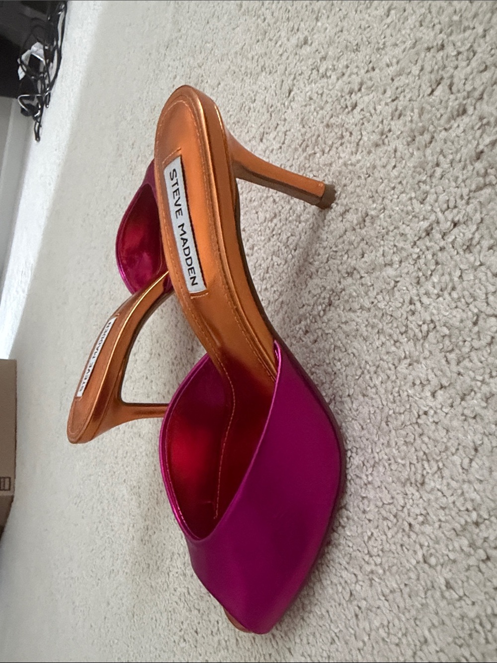 Steve Madden Metallic Fuchsia and Gold Peep-Toe Mules - Picture 4 of 5